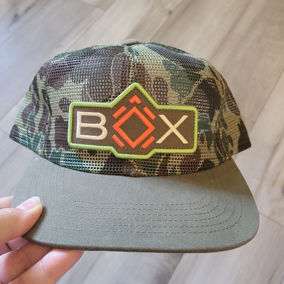 TurtleBox Other - Turtle Box Men's Snapback Hat